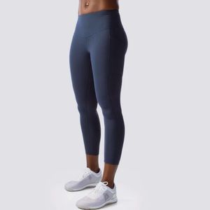 Born Primitive Rise and Grind Capri Leggings